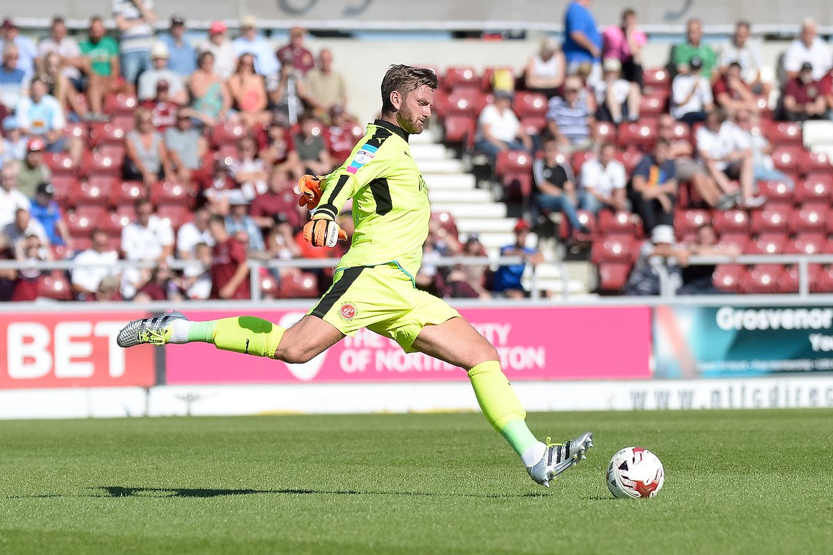Neal, Twitter reacts as Fleetwood Town goalkeeper earns year&#8217;s supply of pizza