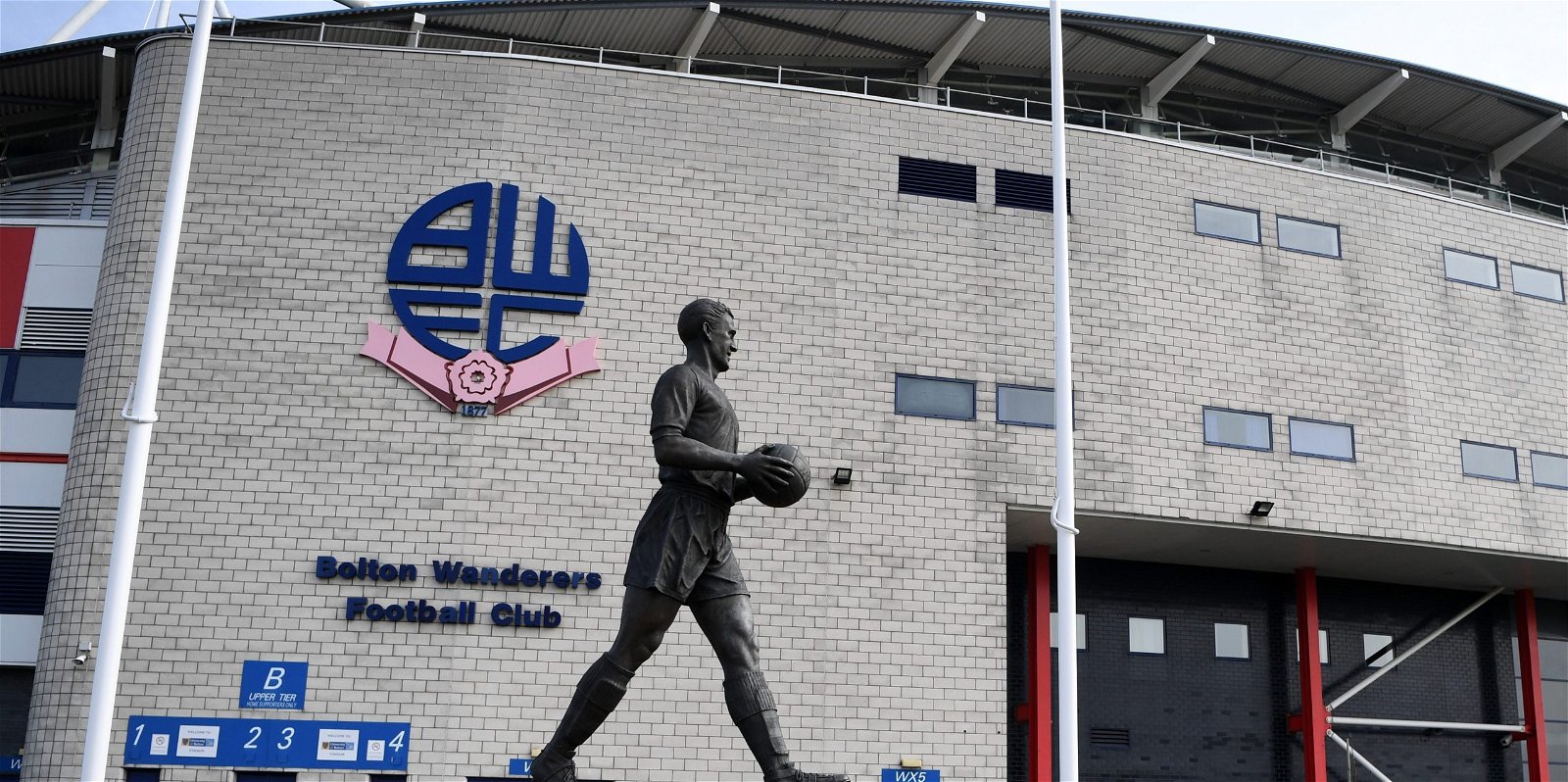 Bolton Wanderers, Bolton Wanderers secure four player agreements as starlets pen first pro deals
