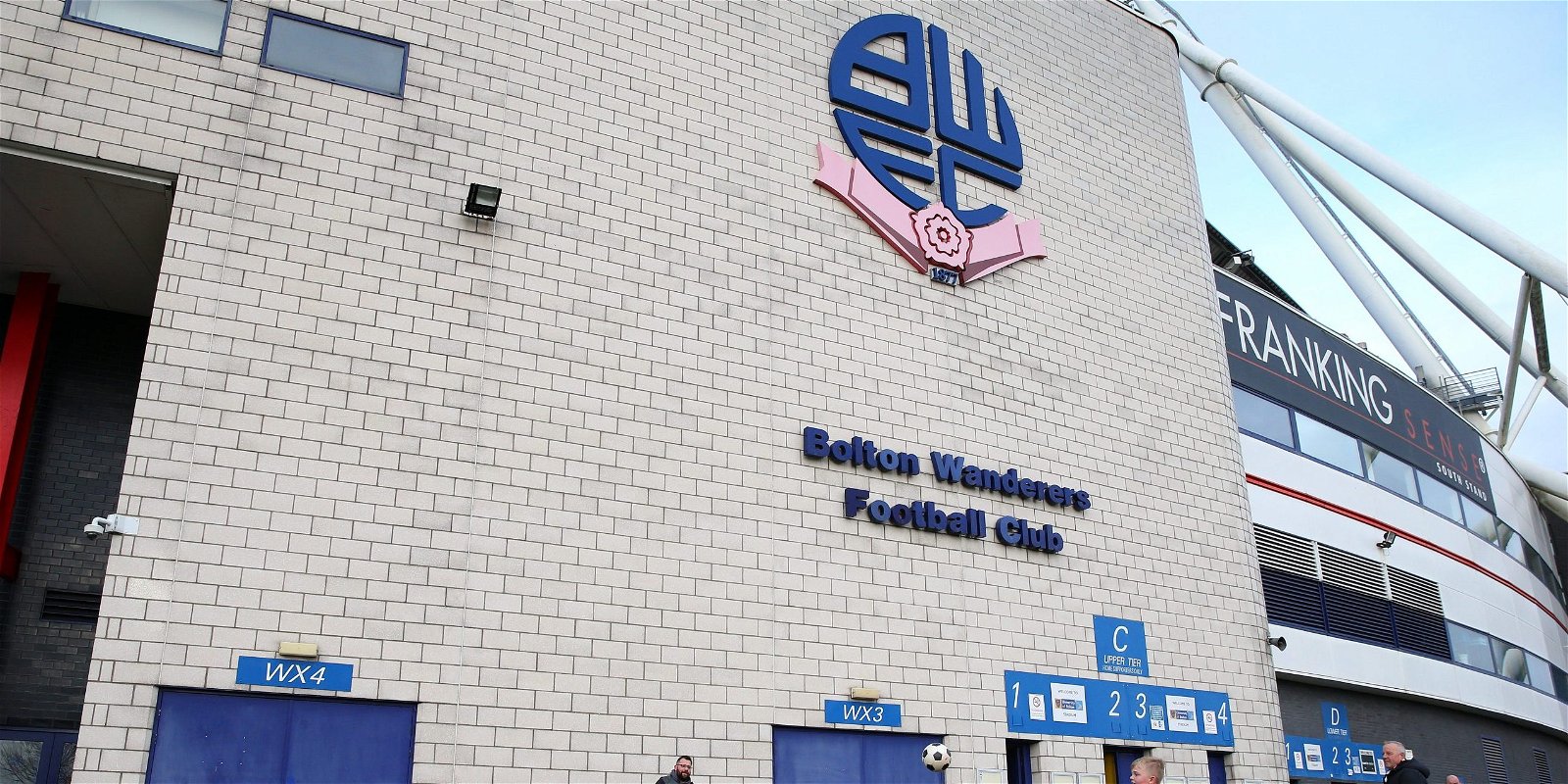 BOlton transfer rumour, Bolton Wanderers set their sights on two more possible transfer targets