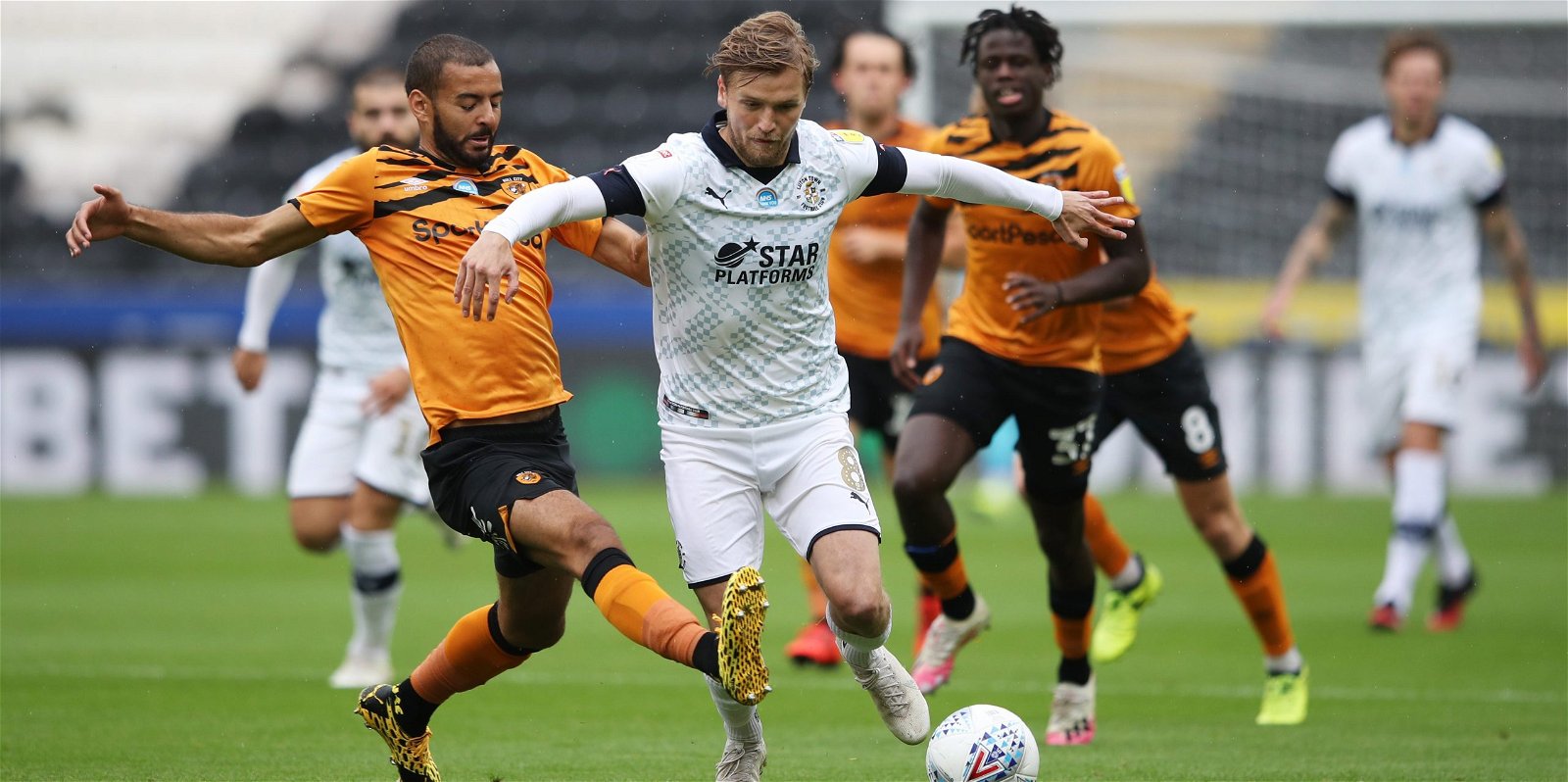 , Luton Town need to agree terms with 28-year-old midfielder