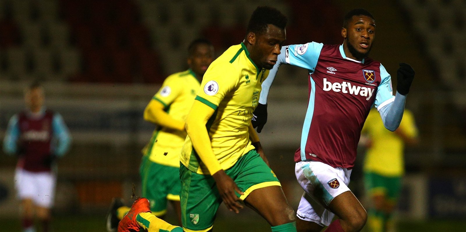 Brentford, Brentford &#8216;very keen&#8217; to snatch ex-Norwich City man away from Swindon Town