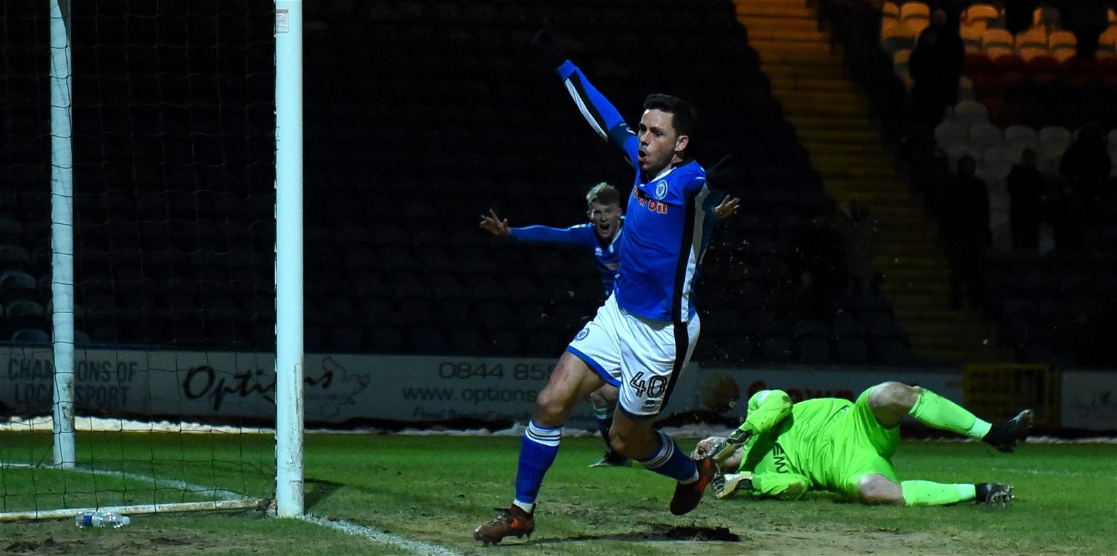 Salford City, Salford City eye ambitious deal for ex-Rochdale forward