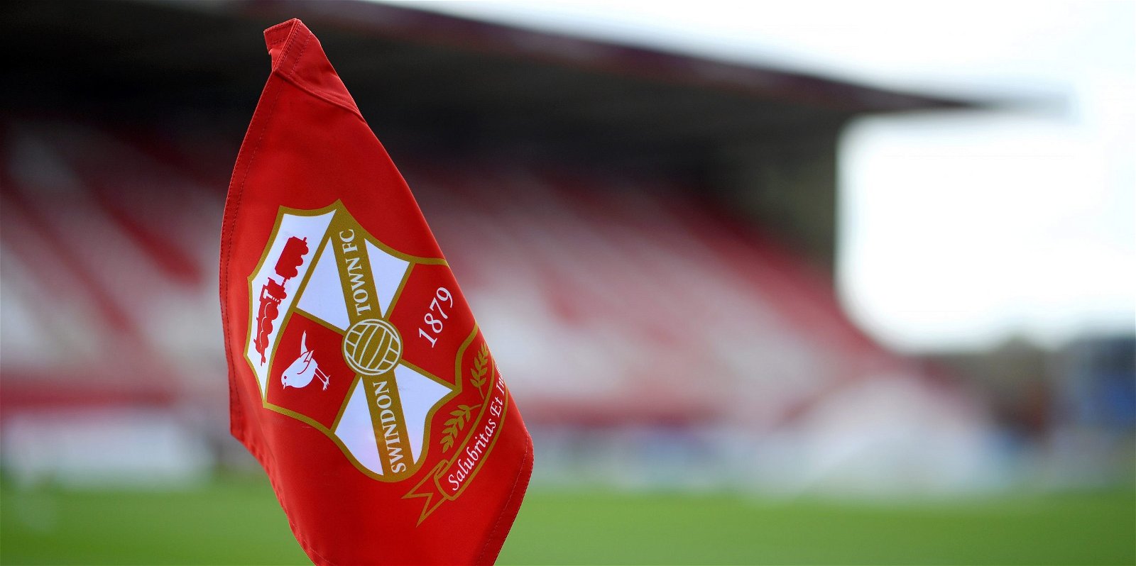 , Swindon Town agree short term deal with Boro keeper