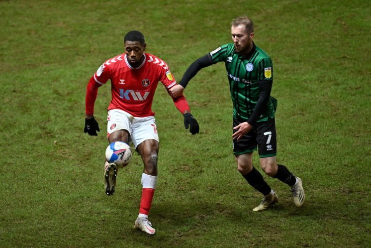 , Charlton Athletic hold fresh contract talks with Chuks Aneke with the clock ticking