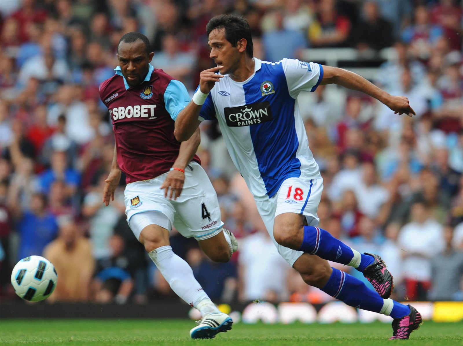 Manchester City striker Roque Santa Cruz on verge of Blackburn Rovers  return, Football News