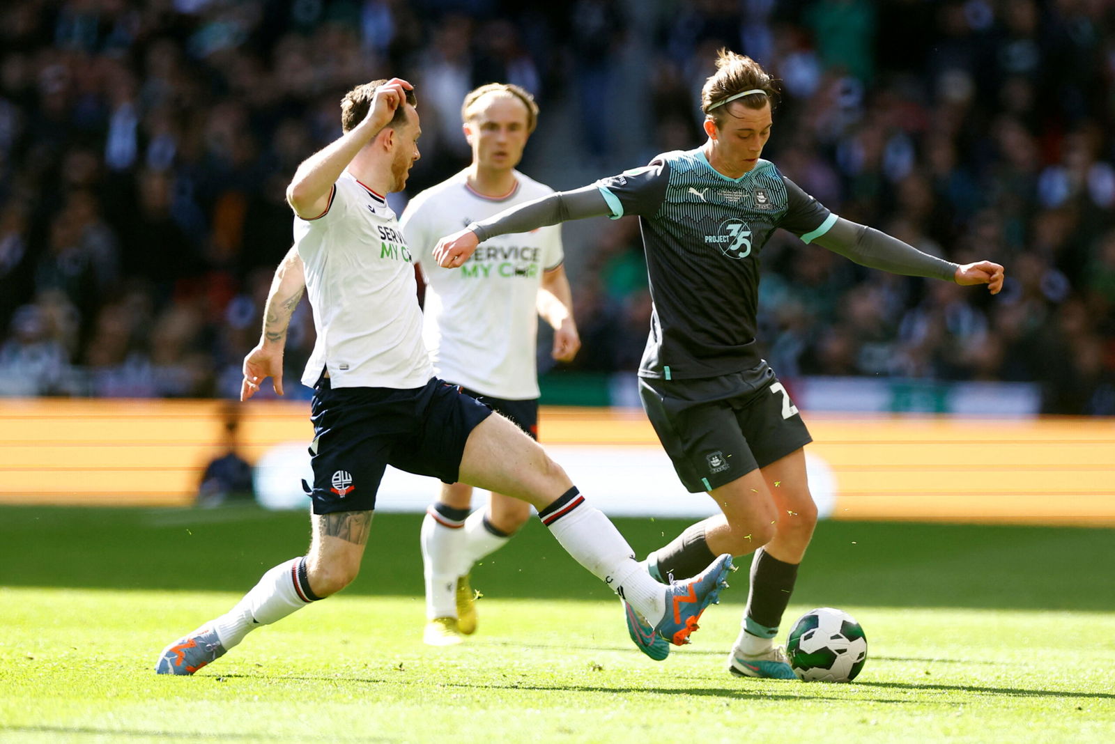 Gethin Jones sends message to Bolton Wanderers fans after signing