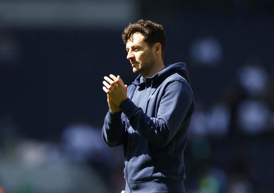west brom, West Brom facing delay in pursuit of Tottenham Hotspur man in new boss hunt