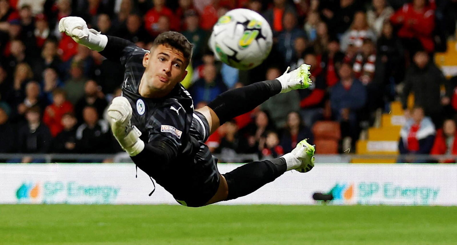 3 Sam Tickle replacements Wigan Athletic should keep in mind amid