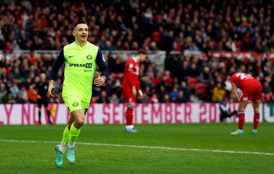 Sunderland hoped to move Vladyslav Vanat's mobile star-news.press/wp SAFC - Sunderland Man Nazariy Rusyn