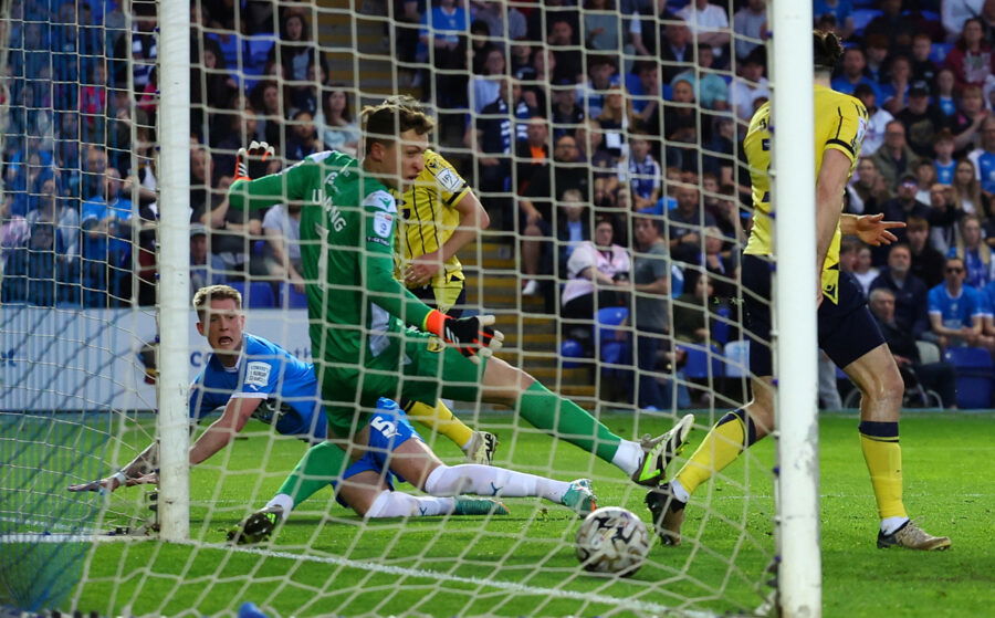 Sheffield Wednesday 3 potential replacements for Di'Shon Bernard Sheffield Wednesday to watch out for as clubs target out-of-contract star