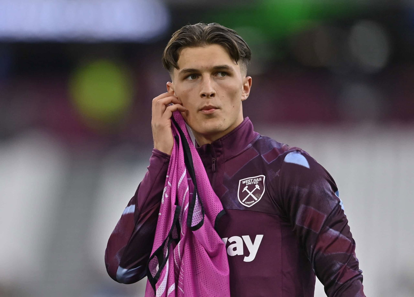 Portsmouth boss Mousinho hesitant to hand Freddie Potts debut