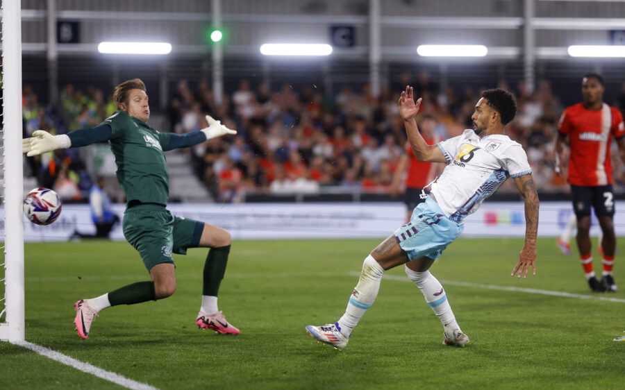 Luton Town, Luton Town boss picks out which player &#8216;pleased&#8217; him with performance against Millwall