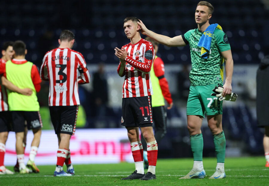 les joueurs de Sunderland Chris Rig et Simon Moore