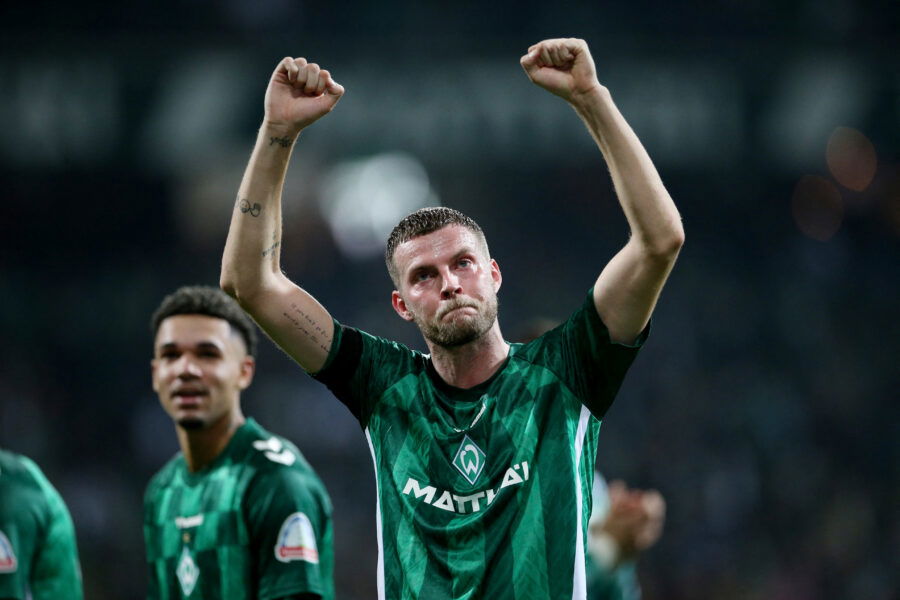 Blues Update Surflights Marvin Ducksch star-news.press/wp Birmingham City Target Marvin Ducksch celebrates the goal of Werder Bremen