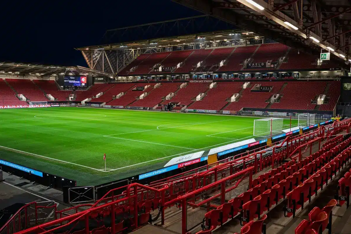 bristol-city-tommy-elphick-rejects-head-coach-role