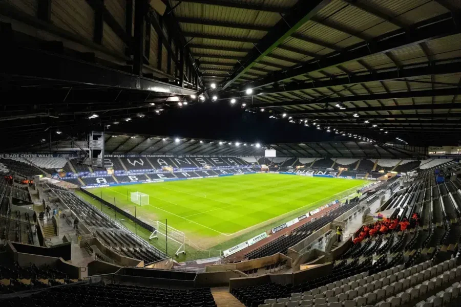 Swansea City, Hull City'nin gözdesini kaybetme tehlikesiyle karşı karşıya