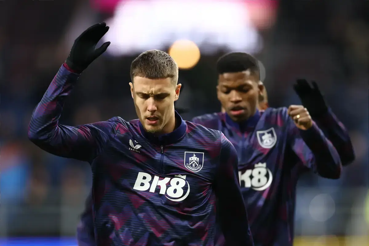 Liverpool, Chelsea could offer Premier League escape route to Burnley star News: The72 - Football League News