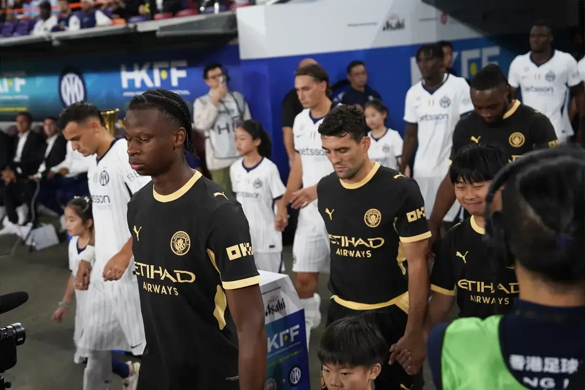 Sheffield United, Swansea City miss out on Stephen Mfuni after loan talks