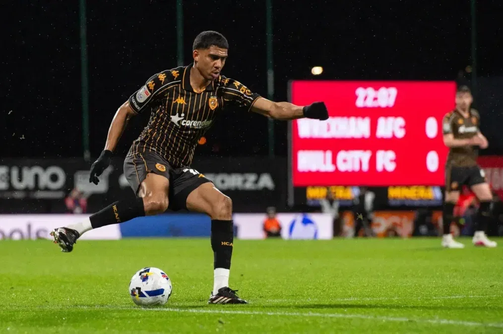Hull City, Cody Drameh'i Satmayarak Stoke, Millwall ve Preston'ı Boşa Çıkardı