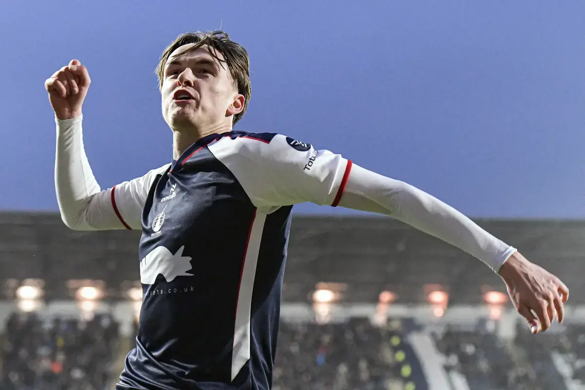 barnsley-target-sheffield-united-prospect-louie-marsh