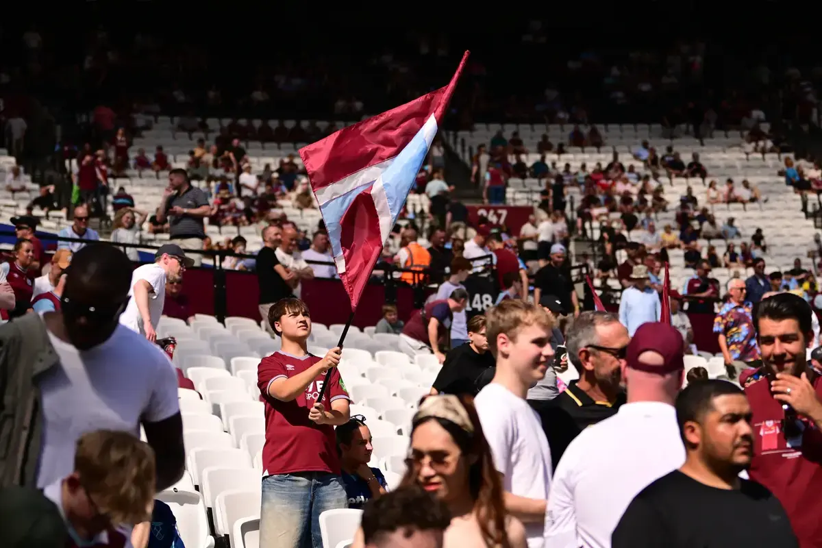Five clubs now keen on West Ham striker as loan exit awaits