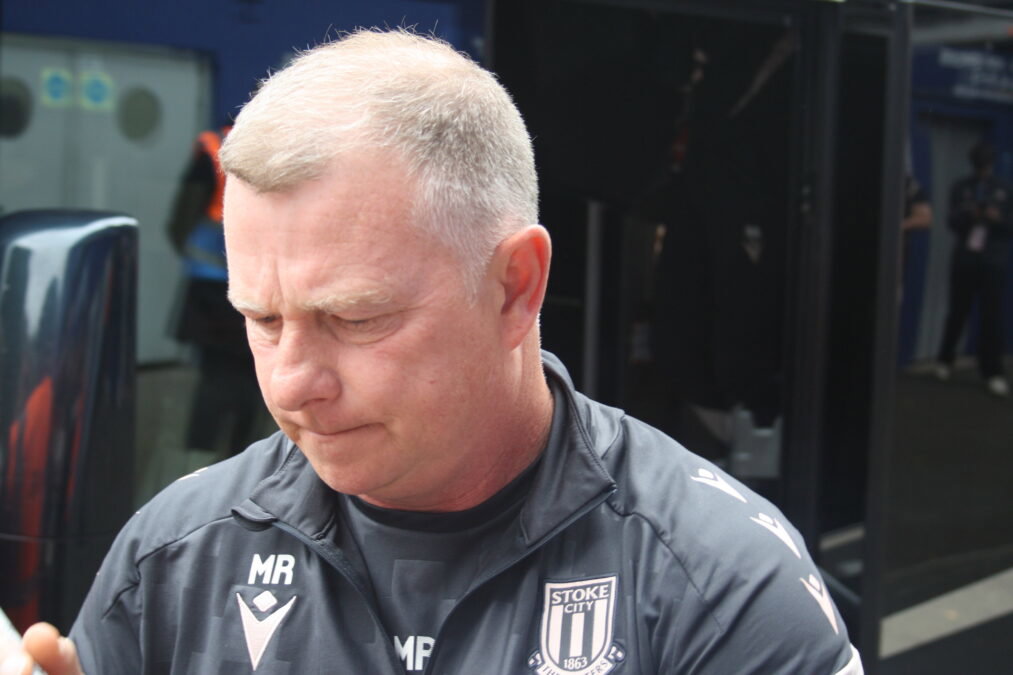 Stoke City man undergoes ‘serious surgery’ as Mark Robins confirms cruel injury blow